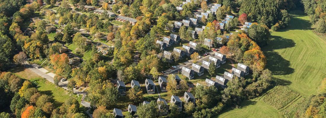 Het Vakantiepark Park Eifel vanuit de lucht gezien